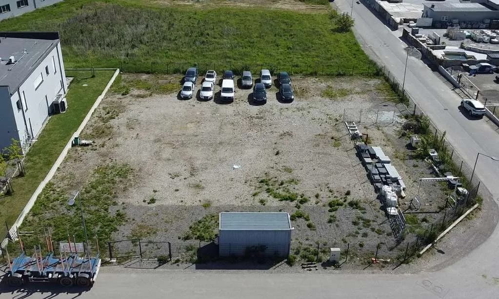 Immobilie mieten in Tulln – 1 900 m², € 2 – Bild 8 von 17