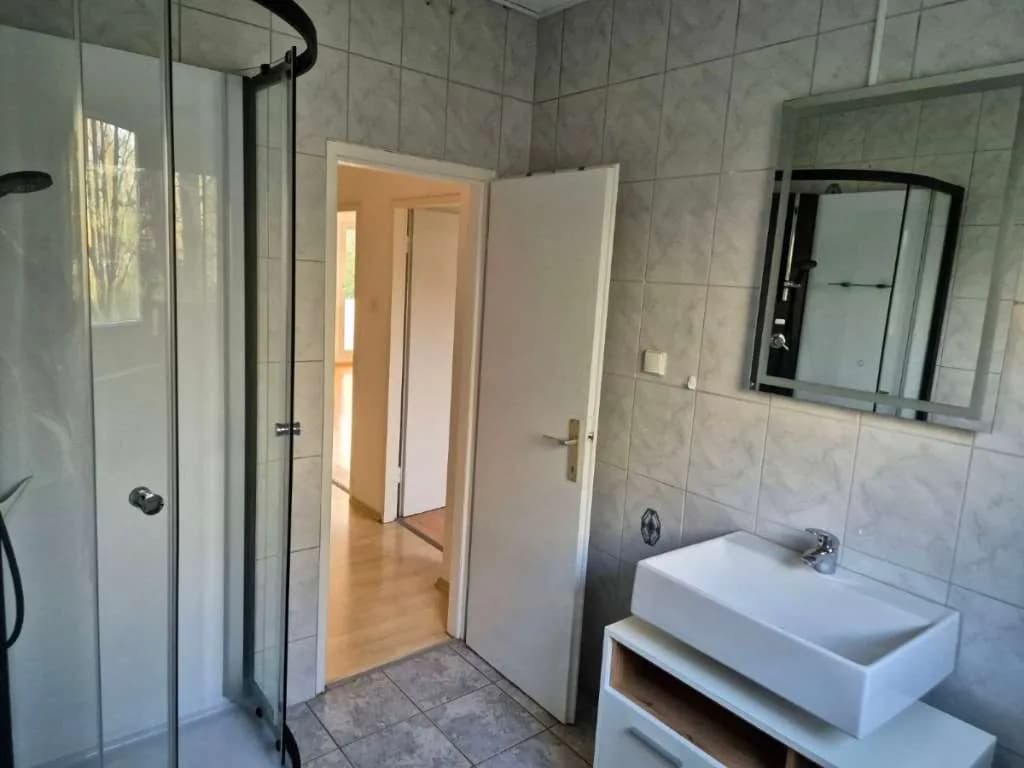 2-Zimmer-Wohnung mieten in Wiener Neustadt – 76 m², € 900 – Bild 10 von 22