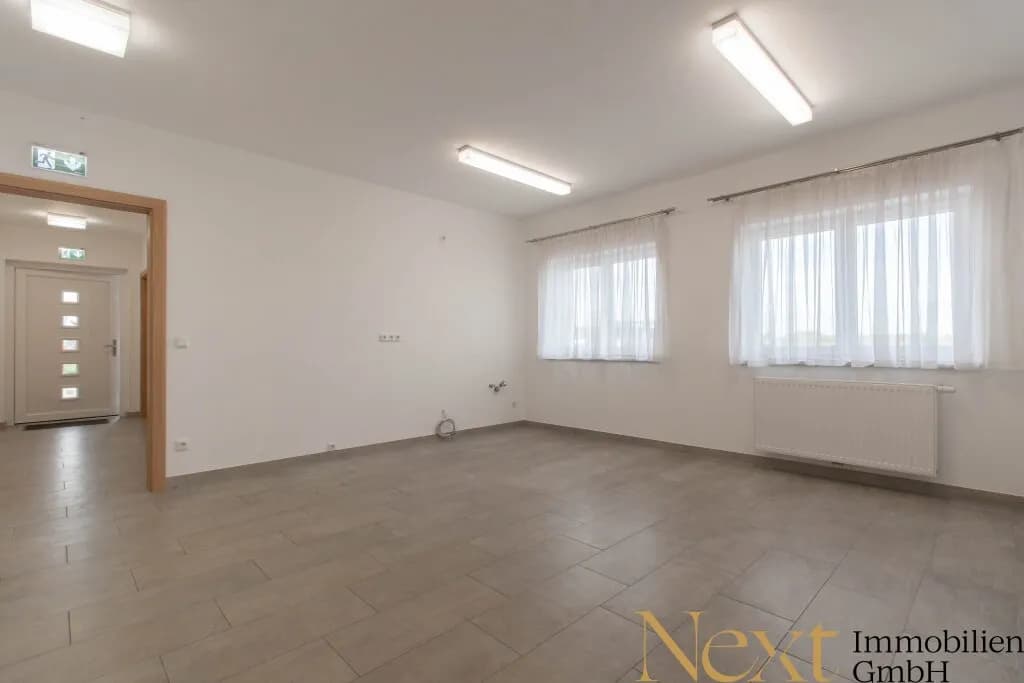 Gewerbeimmobilie mieten in Perg – 321 m², € 3.590 – Bild 6 von 8