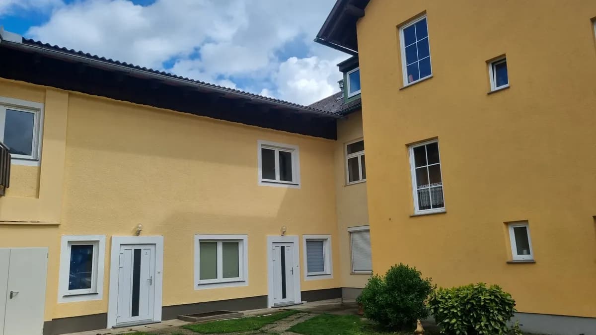 1-Zimmer-Wohnung mieten in Neunkirchen – 49 m², € 550 – Bild 2 von 7