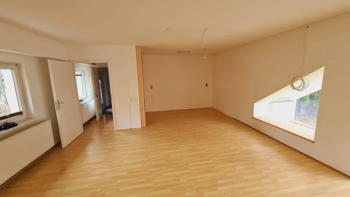 1-Zimmer-Wohnung mieten in Neunkirchen – 49 m², € 550 – Bild 3 von 7