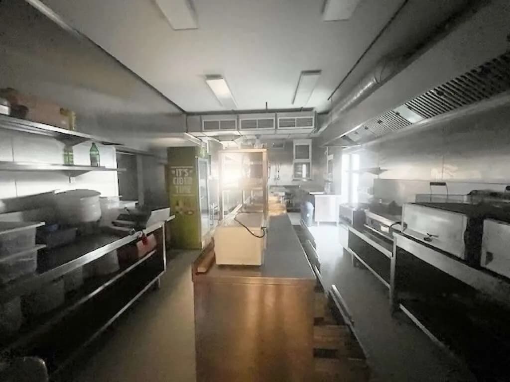 Gewerbeimmobilie mieten in Südoststeiermark – 200 m², € 1.333 – Bild 10 von 14