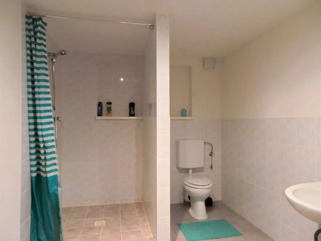 4-Zimmer-Wohnung kaufen in Gmunden – 78 m², € 133.000 – Bild 7 von 8