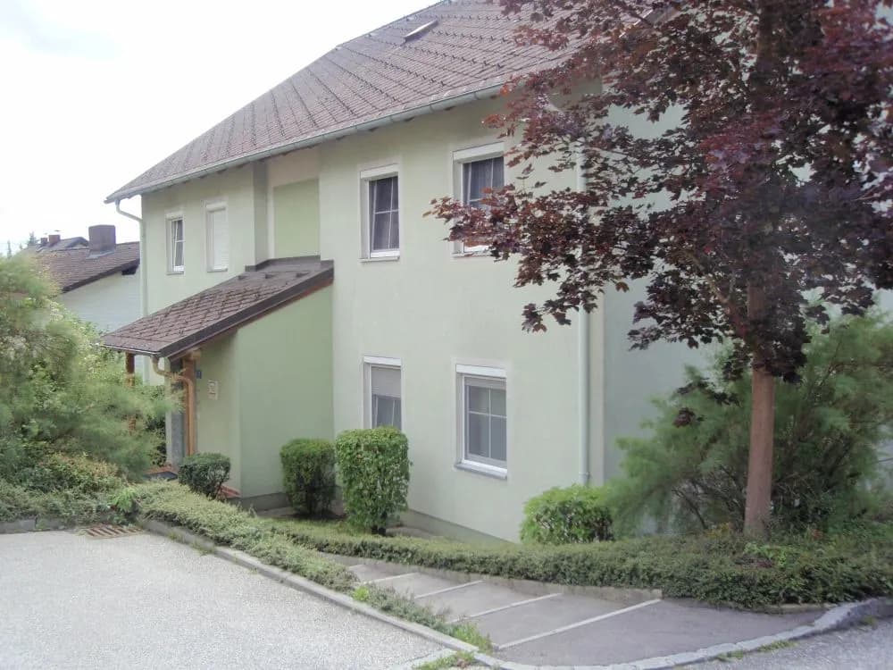 3-Zimmer-Wohnung mieten in Perg – 77,58 m², € 828