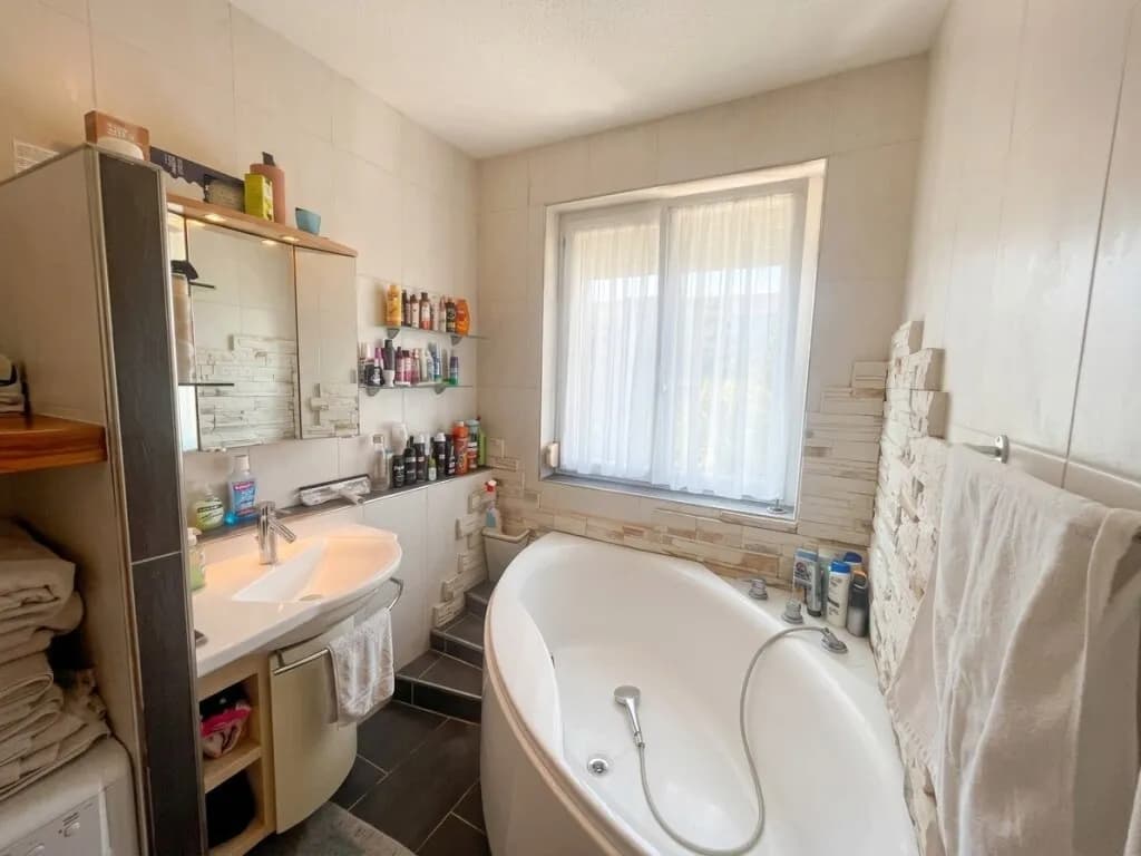 4-Zimmer-Wohnung kaufen in Vöcklabruck – 91 m², € 335.000 – Bild 7 von 15
