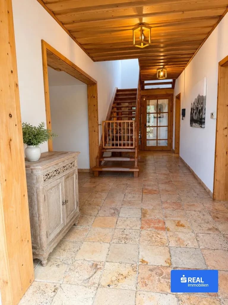 8-Zimmer-Immobilie kaufen in Wolfsberg – 360 m², € 849.000 – Bild 10 von 24