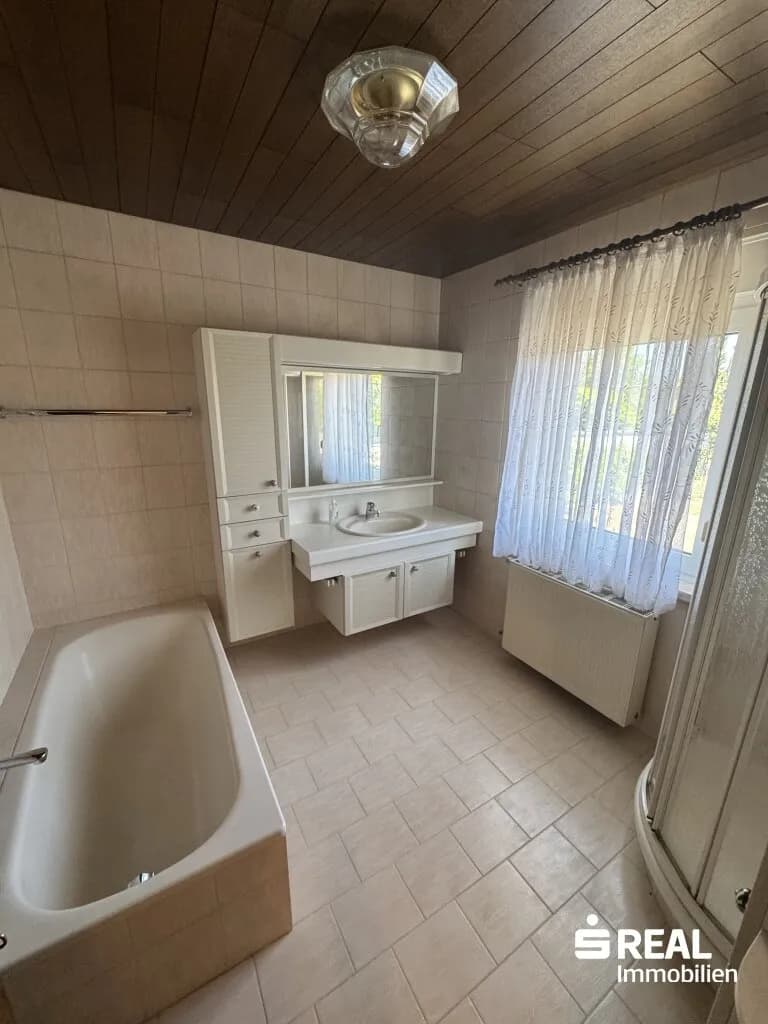 Gewerbeimmobilie kaufen in Wels – 165 m², € 450.000 – Bild 2 von 17