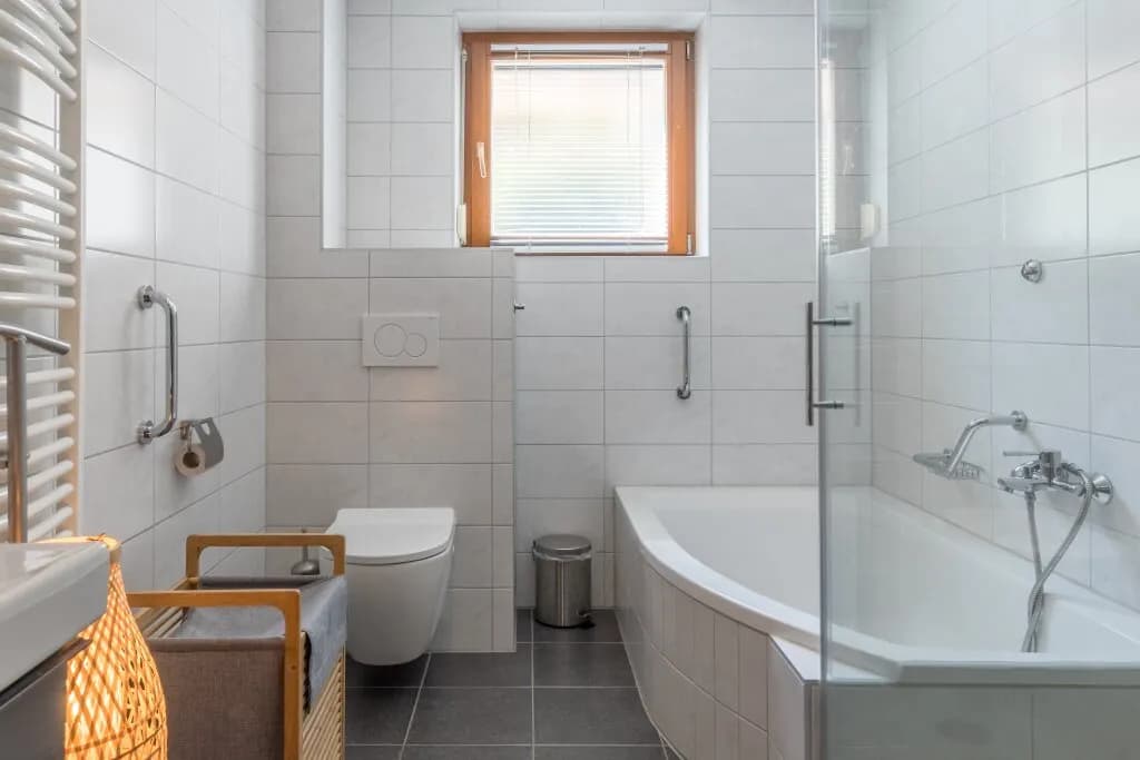 8-Zimmer-Immobilie kaufen in Feldkirchen – 245 m², € 1.180.000 – Bild 6 von 9
