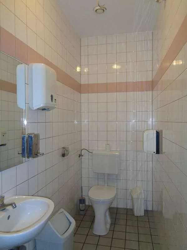 4-Zimmer-Gewerbeimmobilie mieten in Leibnitz – 150 m², € 1.300 – Bild 8 von 12