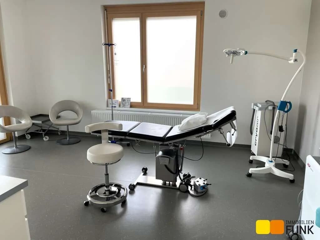 6-Zimmer-Gewerbeimmobilie mieten in Wien – 245 m², € 1.995 – Bild 3 von 13