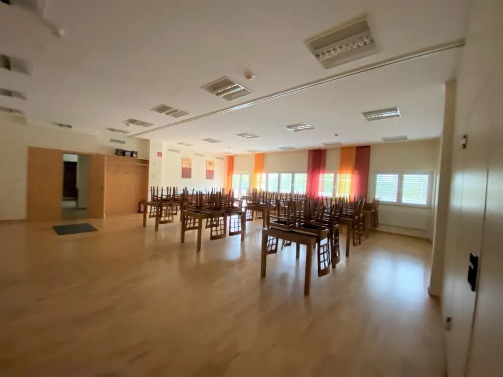 Gewerbeimmobilie mieten in Eisenstadt - Umgebung – 430 m², € 1.000 – Bild 7 von 8