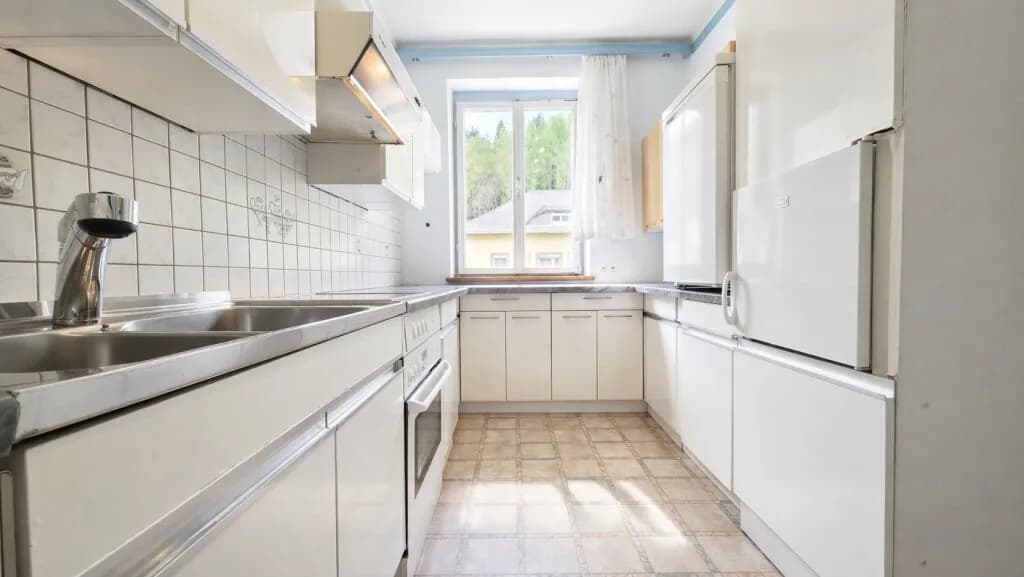 7-Zimmer-Haus kaufen in Spittal an der Drau – 279,1 m², € 295.000 – Bild 6 von 18