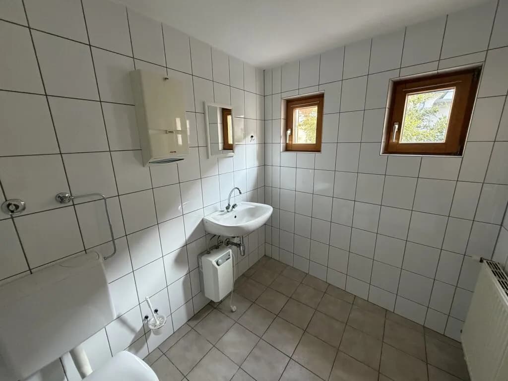 Gewerbeimmobilie kaufen in Wiener Neustadt – 148 m², € 225.000 – Bild 6 von 9