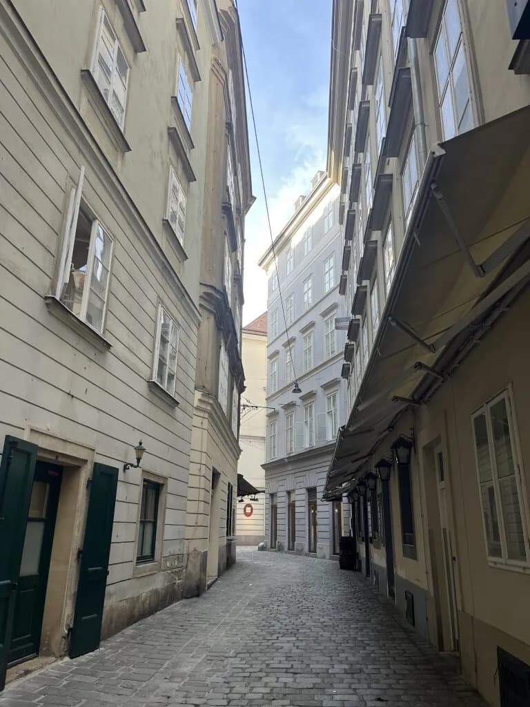 2-Zimmer-Wohnung mieten in Wien – 50,6 m², € 1.671 – Bild 15 von 16