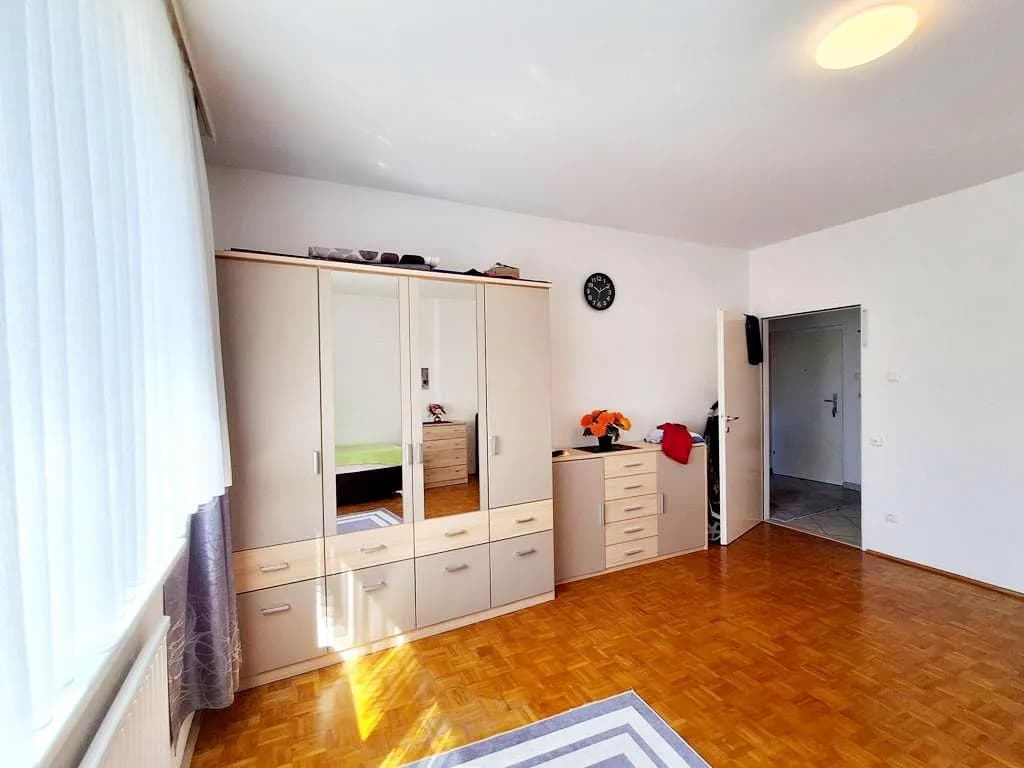2-Zimmer-Wohnung kaufen in Perg – 57,83 m², € 112.000 – Bild 5 von 11