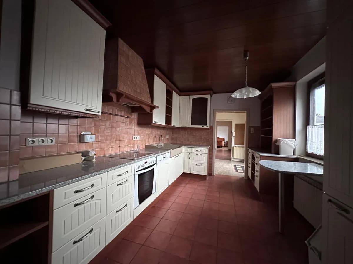 7-Zimmer-Haus kaufen in Mistelbach – 167 m², € 250.000 – Bild 4 von 21