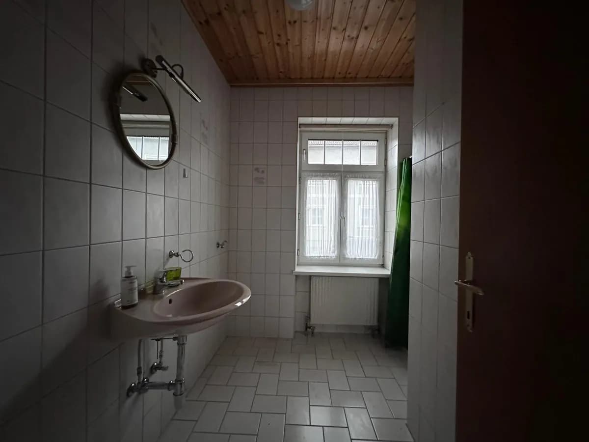 7-Zimmer-Haus kaufen in Mistelbach – 167 m², € 250.000 – Bild 13 von 21