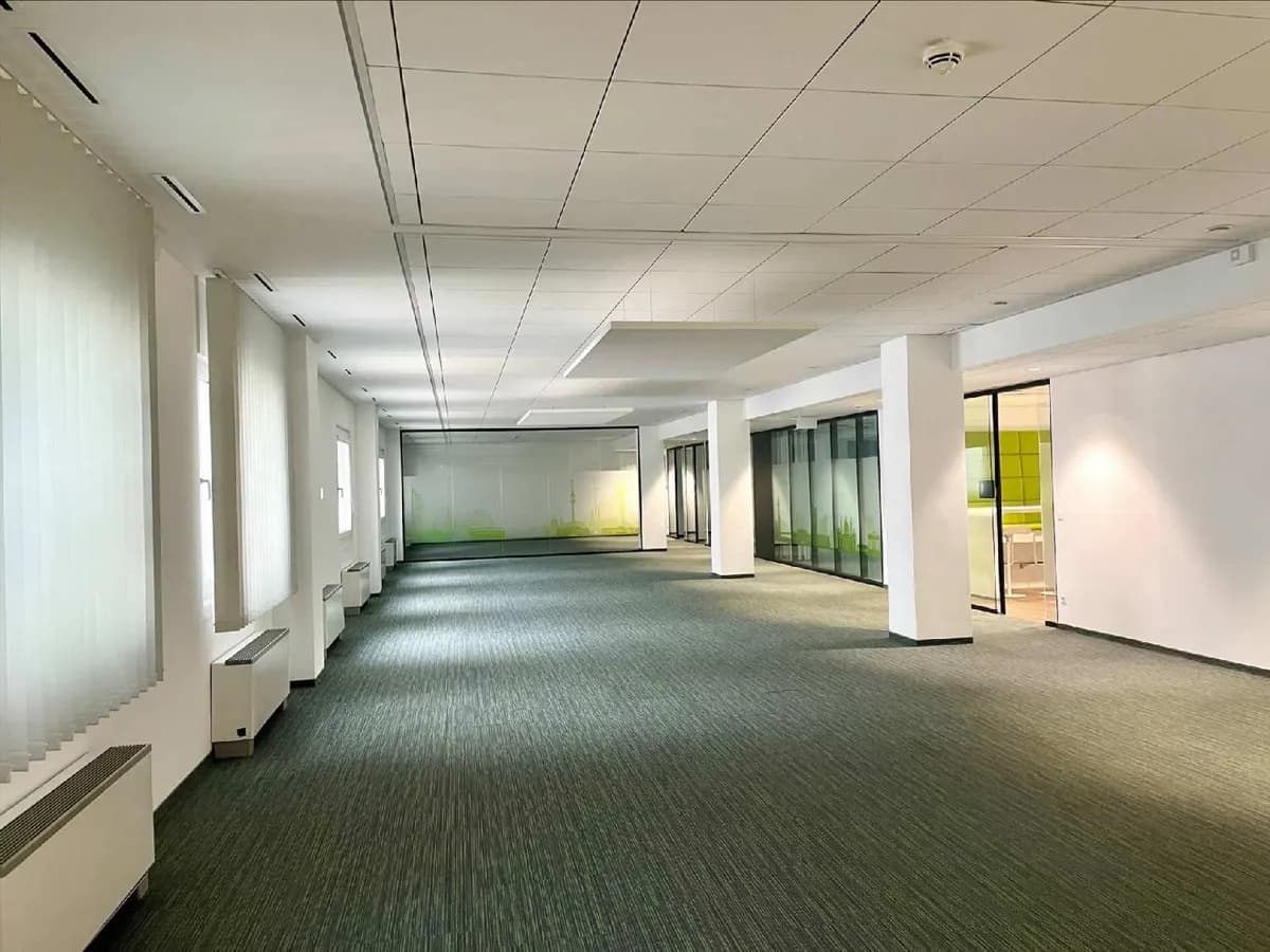 9-Zimmer-Gewerbeimmobilie mieten in Wien – 563 m², € 10.831 – Bild 7 von 26