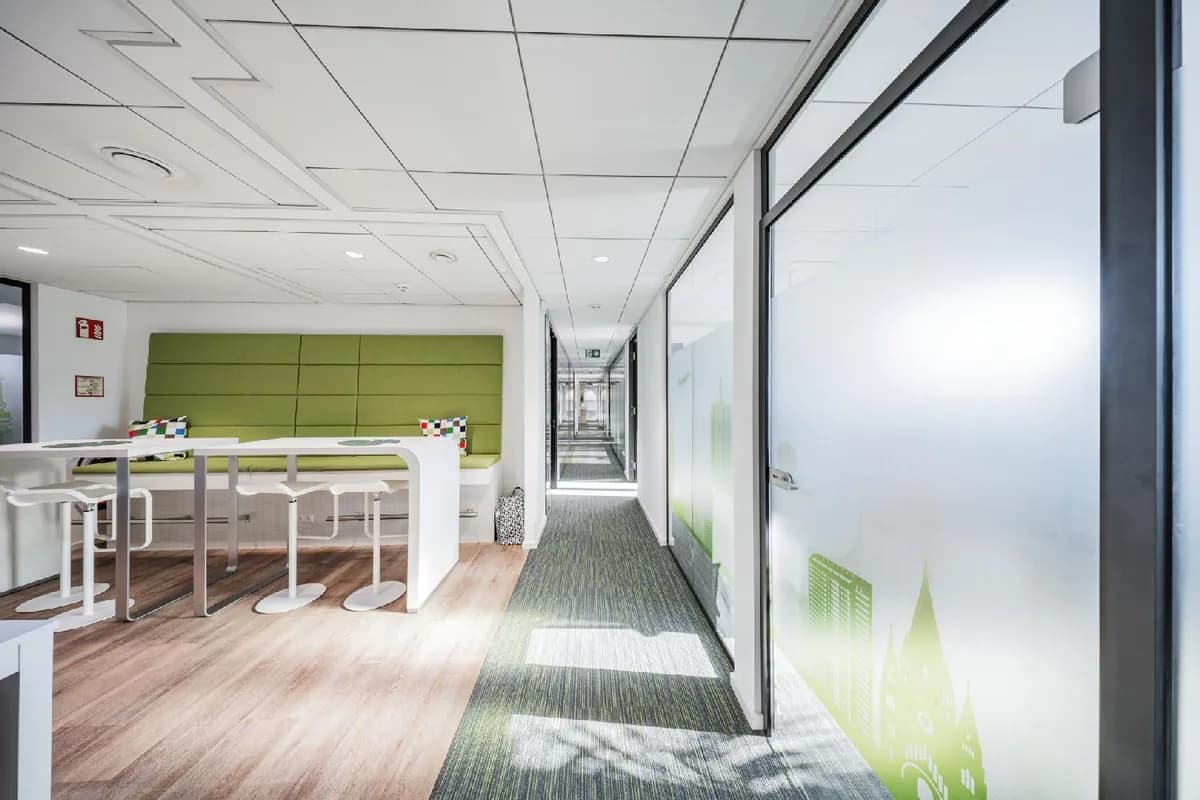 9-Zimmer-Gewerbeimmobilie mieten in Wien – 563 m², € 10.831 – Bild 12 von 26