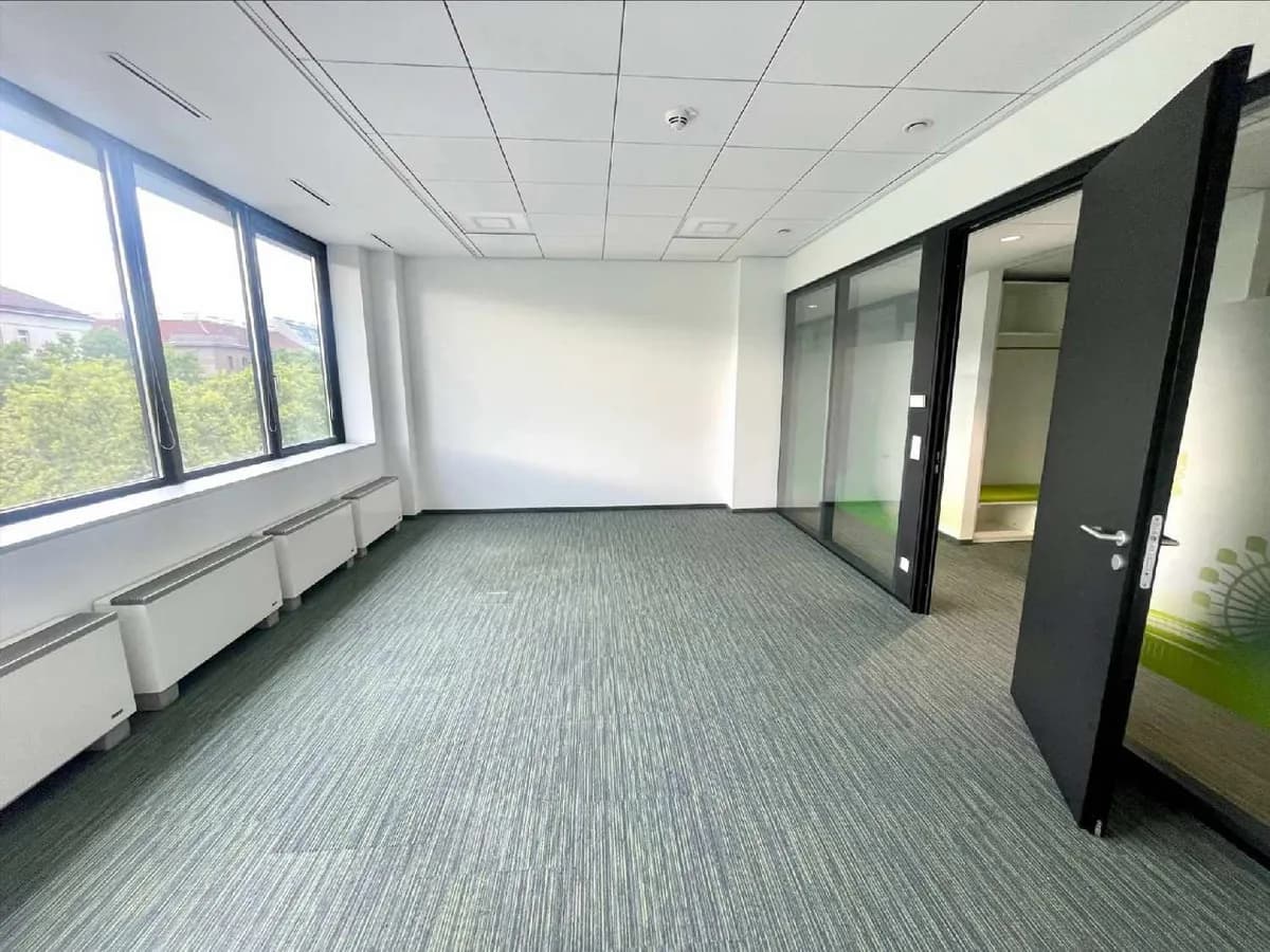 9-Zimmer-Gewerbeimmobilie mieten in Wien – 563 m², € 10.831 – Bild 15 von 26