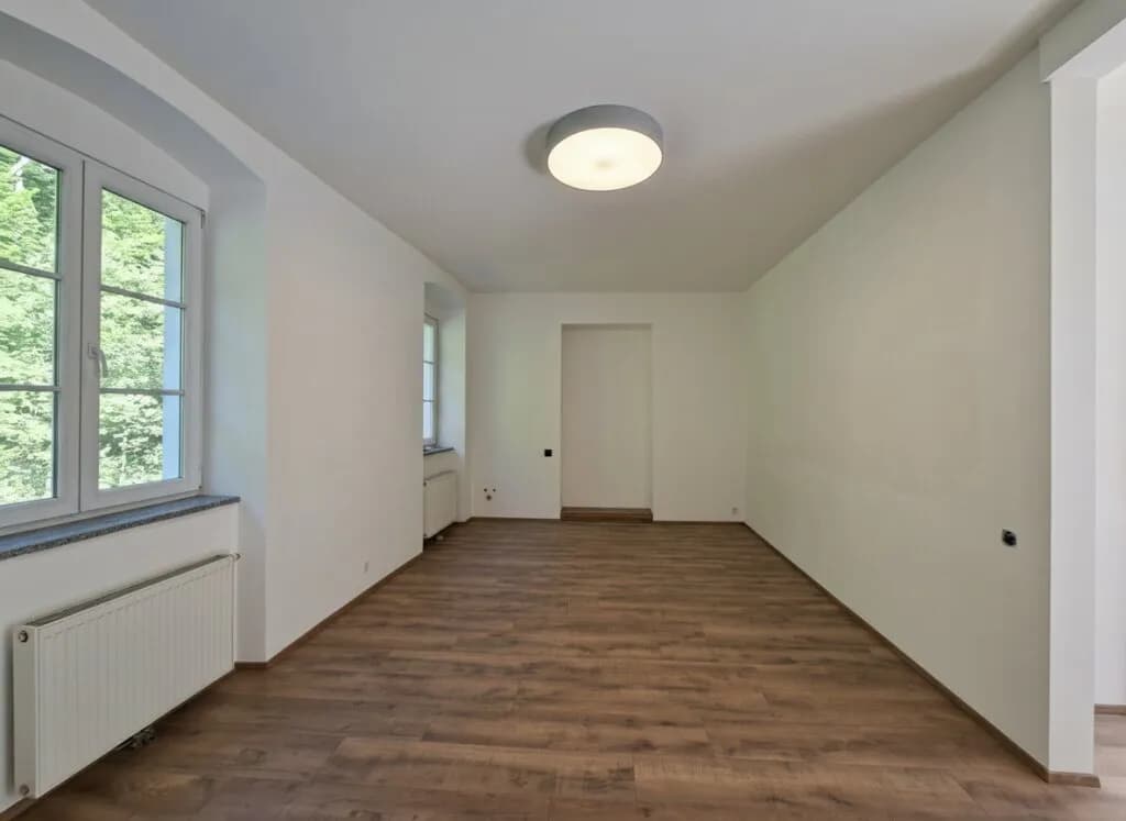 4-Zimmer-Gewerbeimmobilie mieten in Linz – 99 m², € 1.398 – Bild 6 von 9