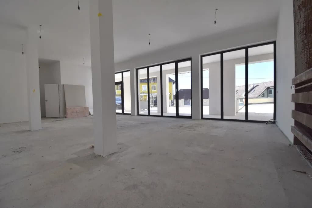 Gewerbeimmobilie mieten in Urfahr-Umgebung – 105 m², € 1.090 – Bild 4 von 8