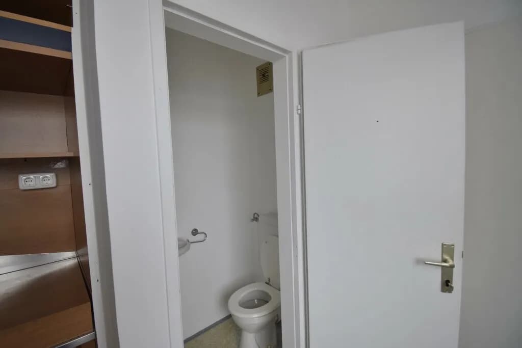 Gewerbeimmobilie mieten in Linz Land – 41 m², € 344 – Bild 4 von 5