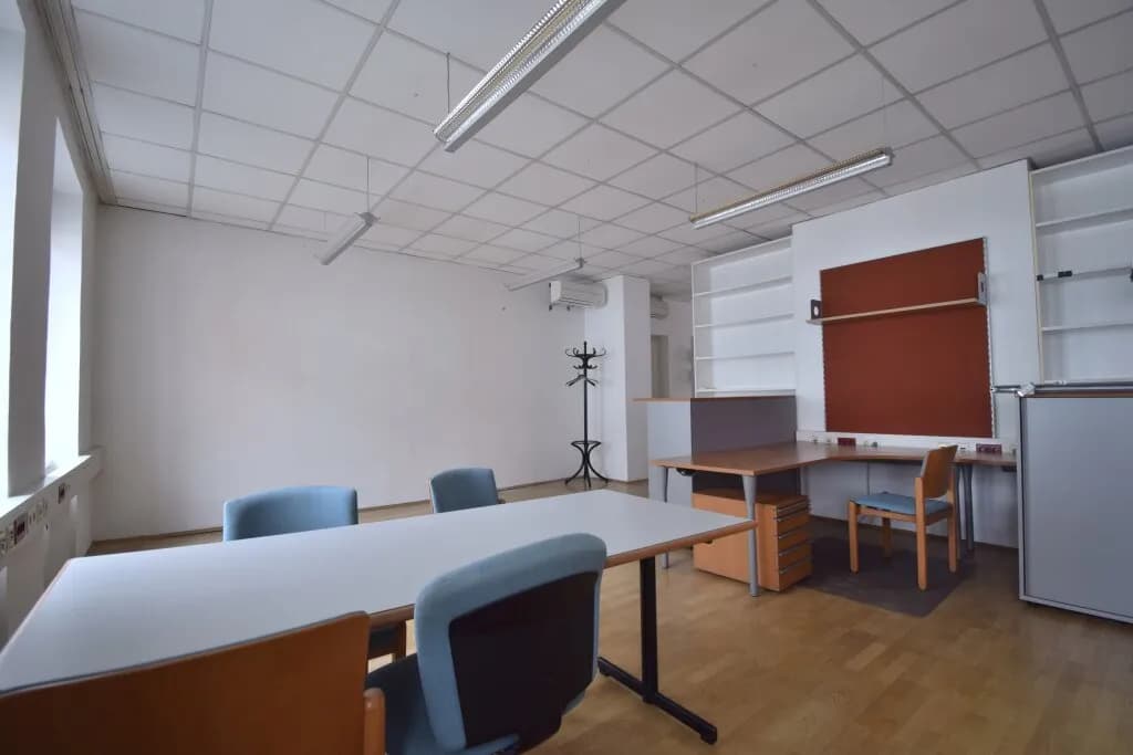 Gewerbeimmobilie mieten in Linz – 212 m², € 1.968 – Bild 7 von 10