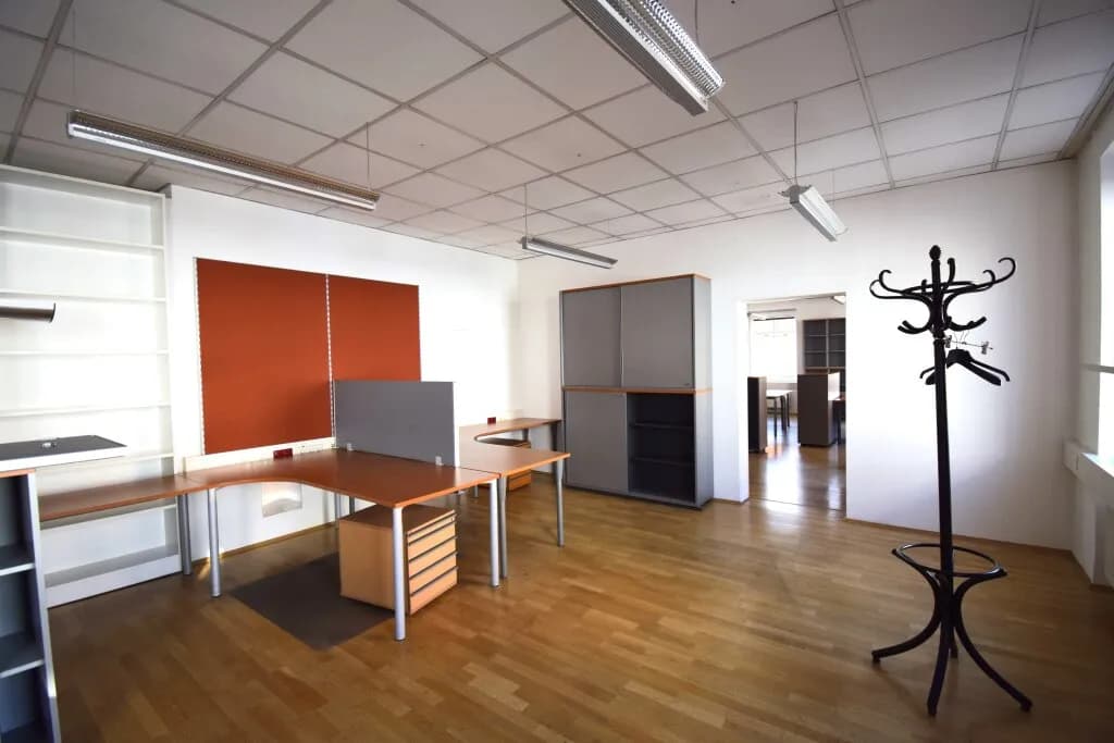Gewerbeimmobilie mieten in Linz – 212 m², € 1.968 – Bild 9 von 10