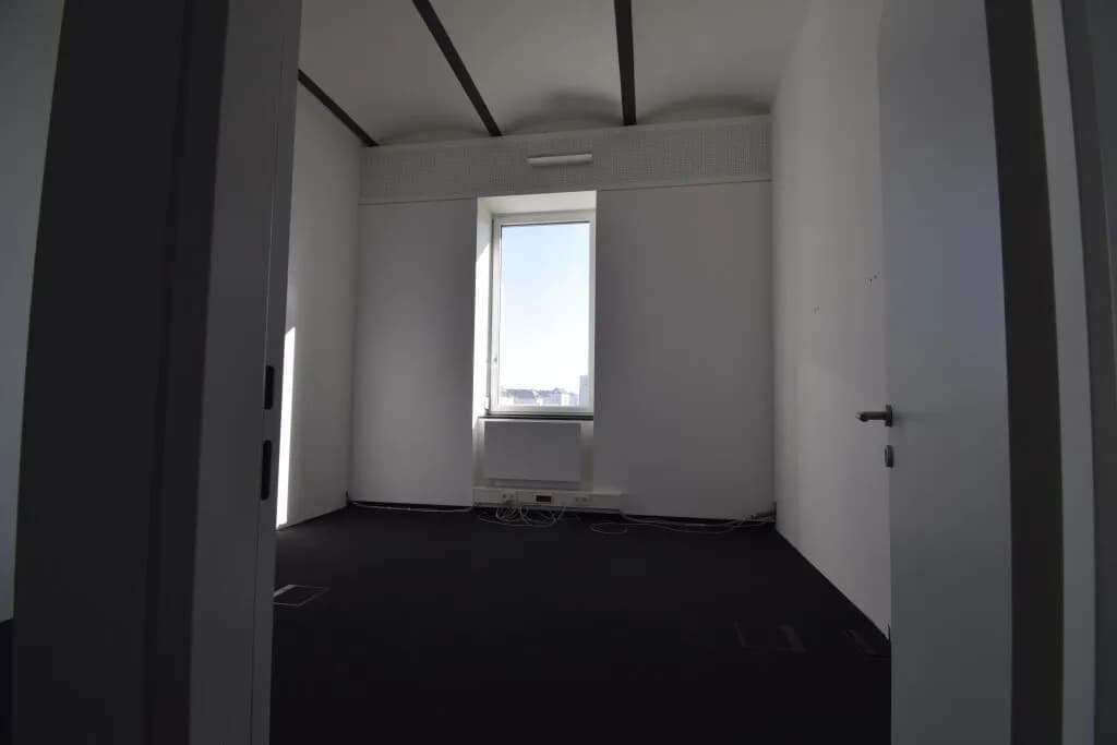 4-Zimmer-Gewerbeimmobilie mieten in Linz – 134 m², € 2.031 – Bild 6 von 14