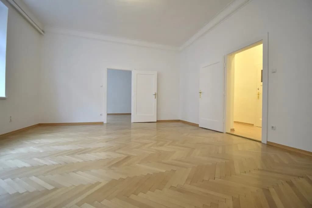 5-Zimmer-Gewerbeimmobilie mieten in Linz – 137 m², € 2.367 – Bild 4 von 5