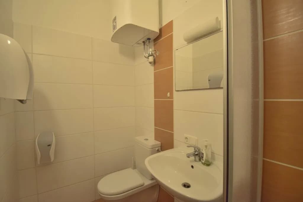 Gewerbeimmobilie mieten in Linz – 29 m², € 435 – Bild 3 von 3