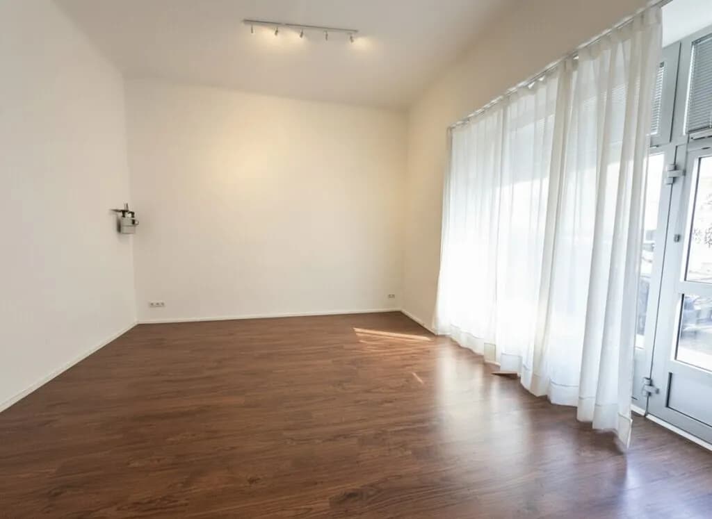 2-Zimmer-Gewerbeimmobilie mieten in Wien – 63 m², € 1.099