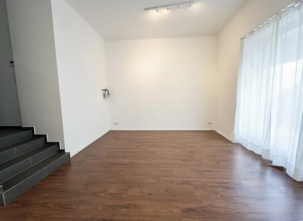2-Zimmer-Gewerbeimmobilie mieten in Wien – 63 m², € 1.099 – Bild 2 von 13
