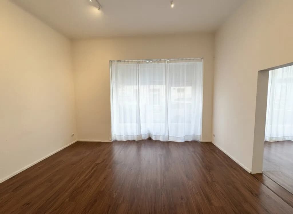 2-Zimmer-Gewerbeimmobilie mieten in Wien – 63 m², € 1.099 – Bild 4 von 13
