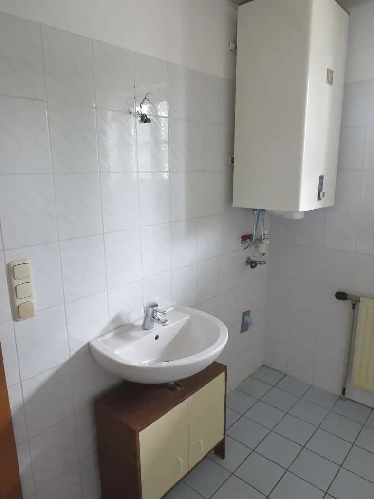 2-Zimmer-Wohnung mieten in Gmunden – 65 m², € 882 – Bild 11 von 21