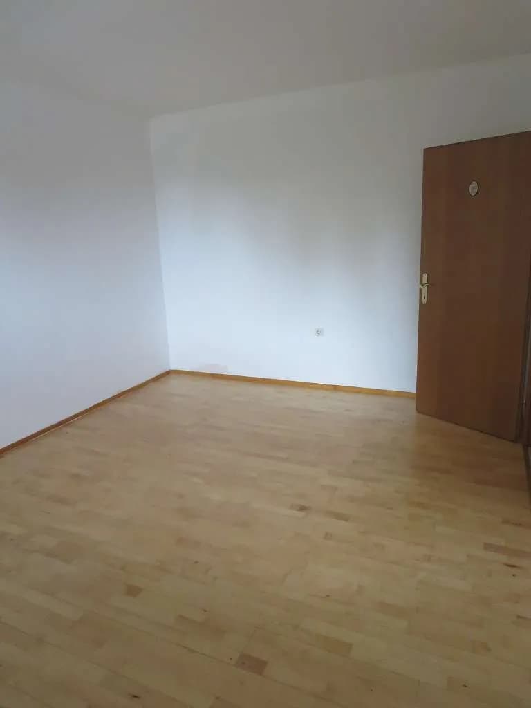 2-Zimmer-Wohnung mieten in Gmunden – 65 m², € 882 – Bild 16 von 21