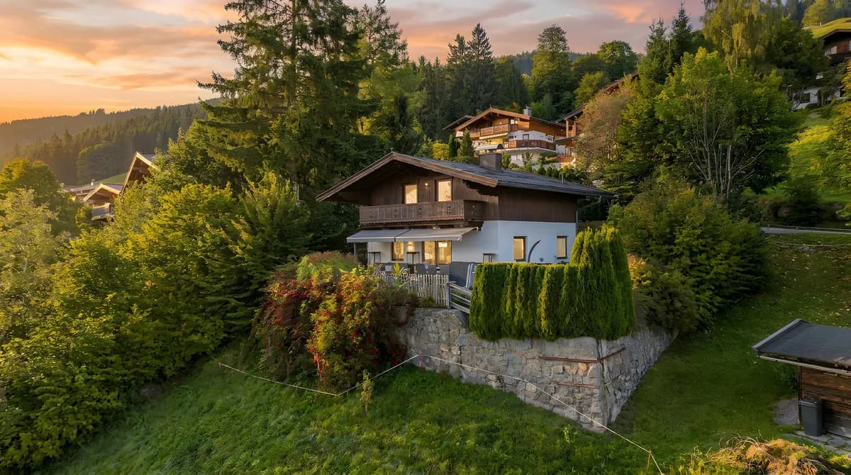 4-Zimmer-Haus kaufen in Kitzbühel – 180 m², € 2.990.000 – Bild 2 von 3