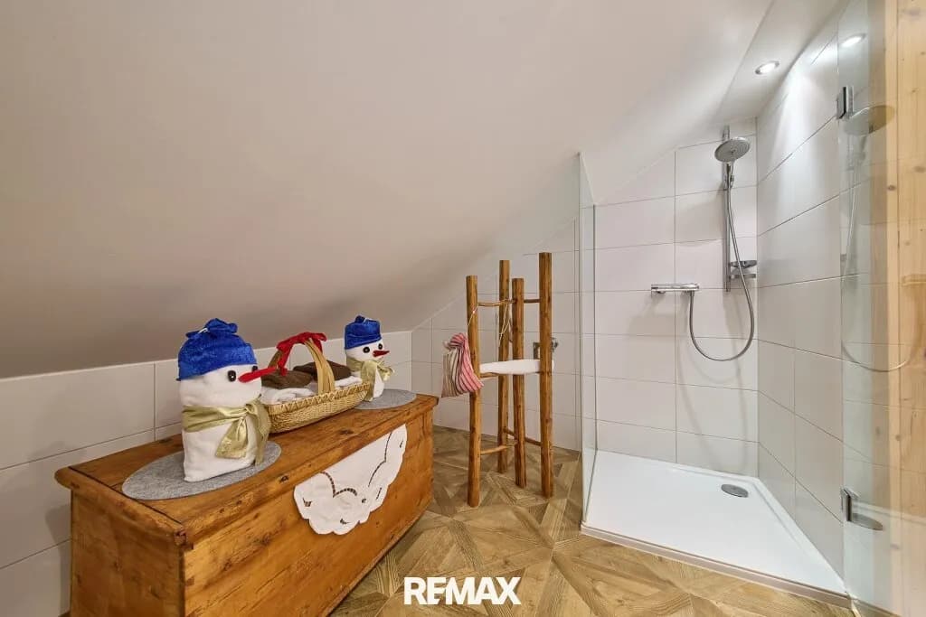 7-Zimmer-Haus kaufen in Gmunden – 315 m², € 2.100.000 – Bild 23 von 61