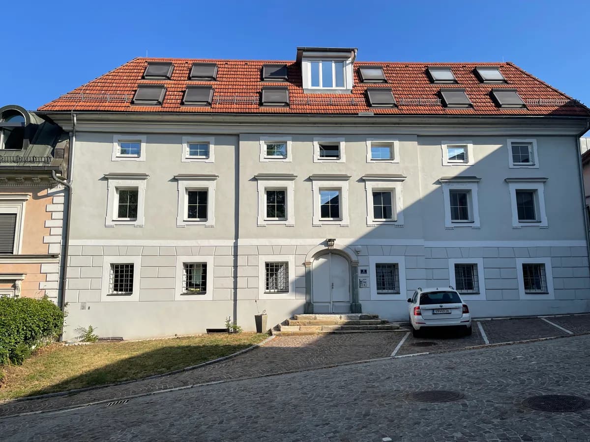 1-Zimmer-Wohnung mieten in Klagenfurt – 33 m², € 440 – Bild 1 von 5