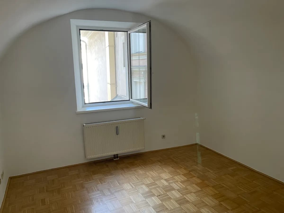 1-Zimmer-Wohnung mieten in Klagenfurt – 33 m², € 440 – Bild 4 von 5