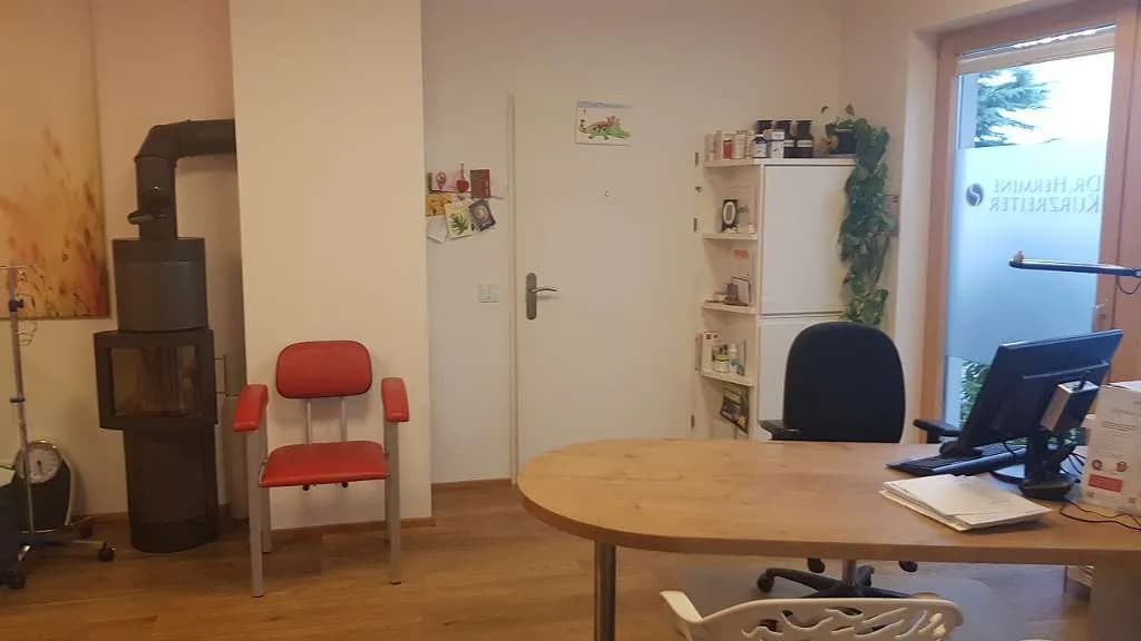 Gewerbeimmobilie mieten in Mödling – 35 m² – Bild 2 von 3