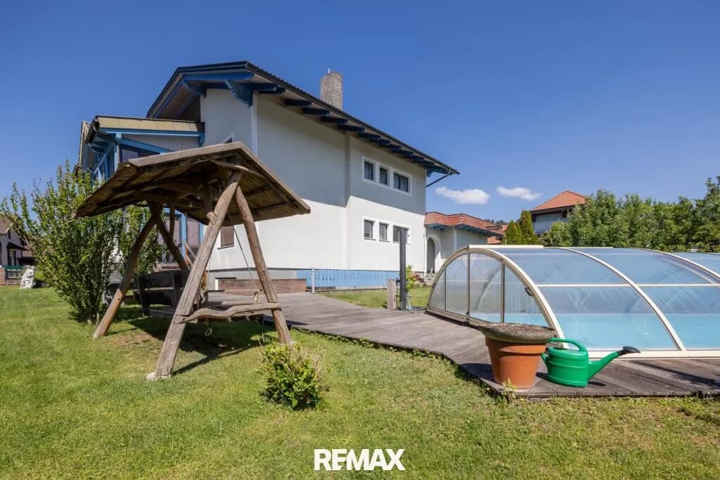 8-Zimmer-Haus kaufen in Klagenfurt Land – 300 m², € 620.000 – Bild 2 von 24