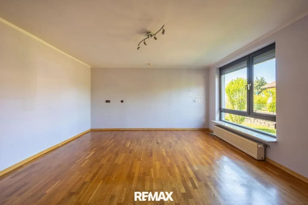 8-Zimmer-Haus kaufen in Klagenfurt Land – 300 m², € 620.000 – Bild 10 von 24
