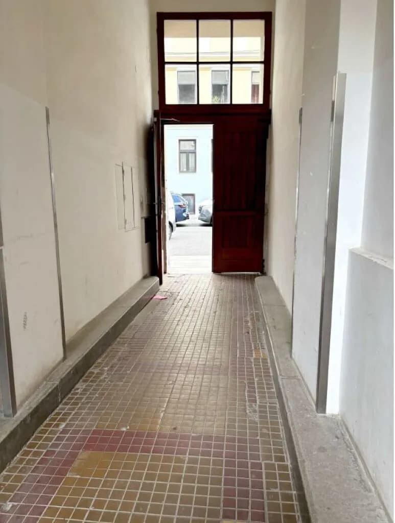 Gewerbeimmobilie kaufen in Wien – 151 m², € 110.000 – Bild 11 von 12