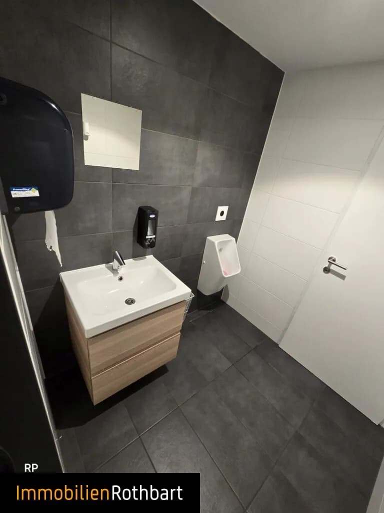 4-Zimmer-Gewerbeimmobilie mieten in Bruck-Mürzzuschlag – 223 m², € 3.000 – Bild 12 von 13
