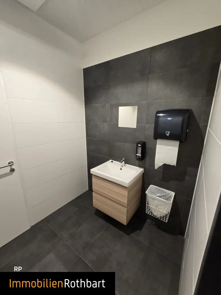 4-Zimmer-Gewerbeimmobilie mieten in Bruck-Mürzzuschlag – 223 m², € 3.000 – Bild 13 von 13