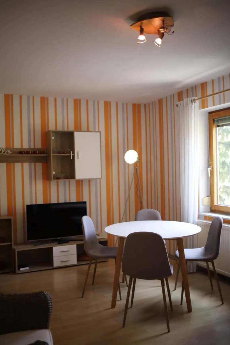 2-Zimmer-Wohnung mieten in Baden – 60 m², € 900 – Bild 3 von 8
