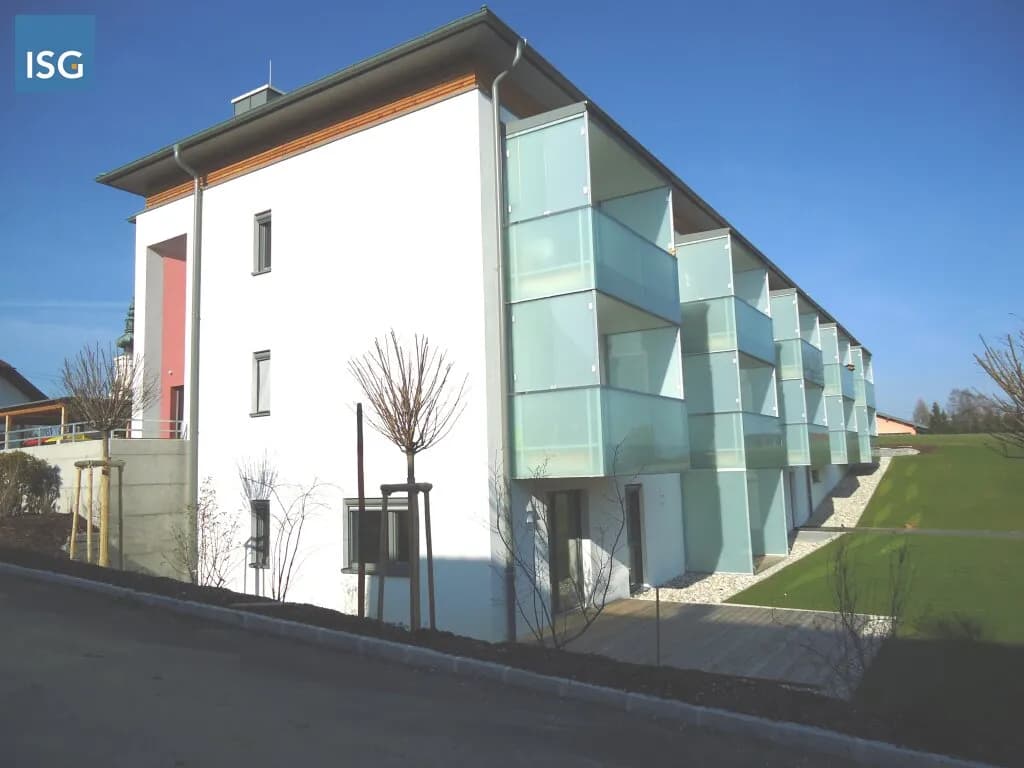 2-Zimmer-Wohnung mieten in Vöcklabruck – 57 m², € 654