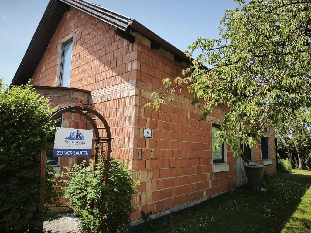 6-Zimmer-Haus kaufen in Korneuburg – 200 m², € 295.000 – Bild 2 von 21